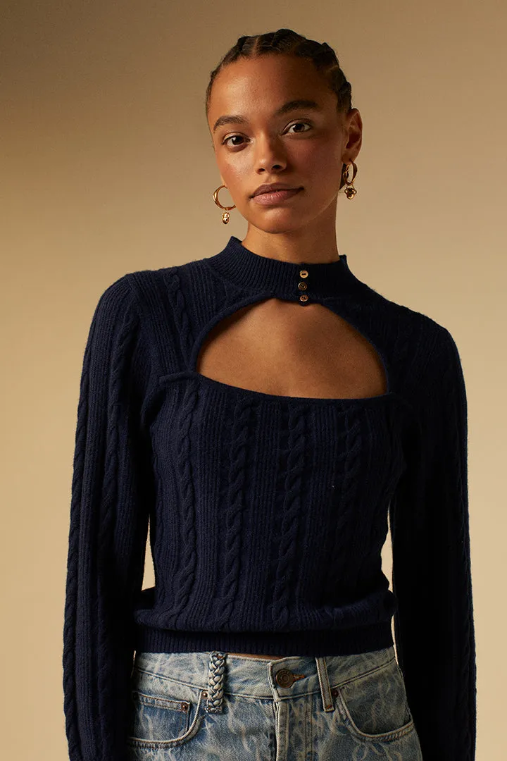 Pull en laine découpe demi-lune