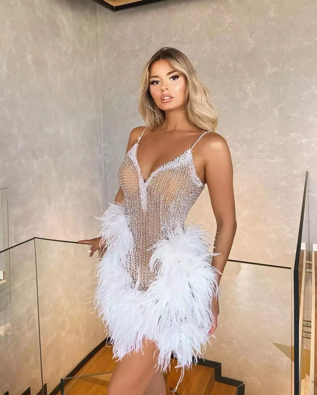 Robe Perlées à Plumes